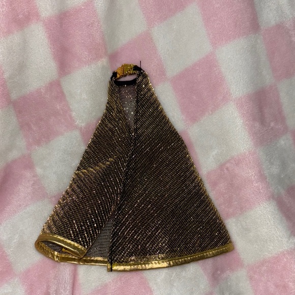 Lol Surprise OMG Fierce Royal Bee Replacement Cape - Picture 1 of 4